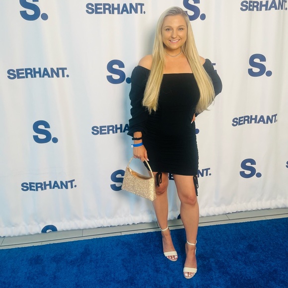 Meet your Posher, Michaela - Picture 4 of 16